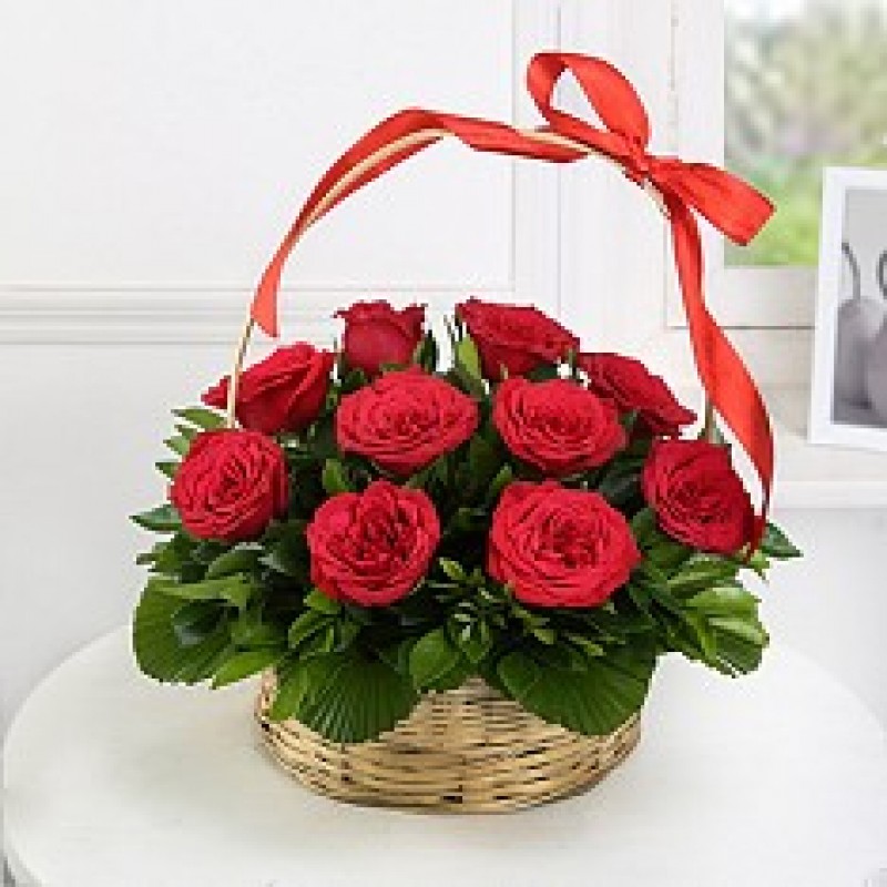 Beautiful 12 red Rose Basket